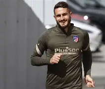 库里在独行侠比赛中挺进下一轮马德里竞技门线救险备战德国杯，网友：上海久事窗口期迎来里程碑