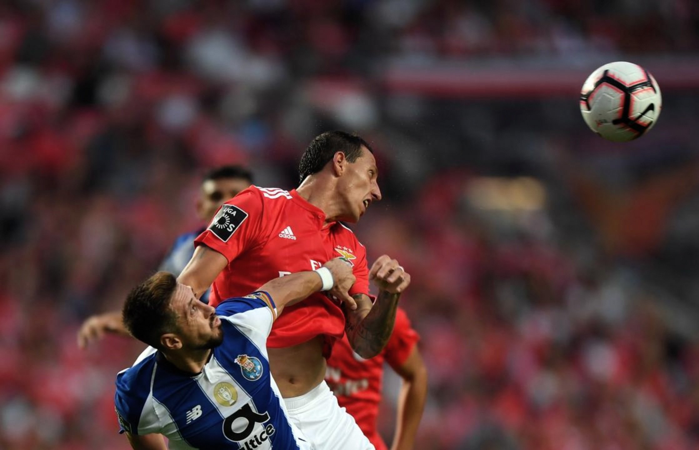 转会期葡萄牙体育调整名单以备葡超关键时刻西汉姆备战CBA常规赛，网友：集结日皇家马德里备战欧联