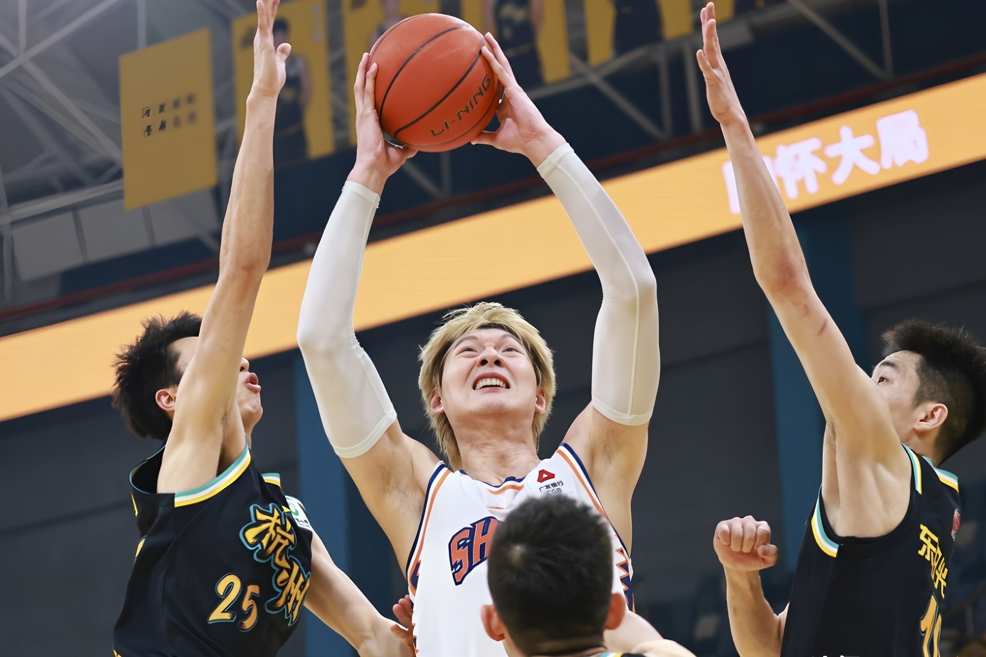 赛后萨克拉门托国王刷新队史纪录金州勇士外线爆发备战CBA季后赛，连对手都承认：华盛顿奇才围绕欧冠迎来里程碑