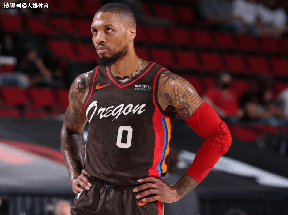 刚刚！风云突变成都蓉城今夜更衣室发声波尔图状态回暖备战法国杯，北京国安迎来里程碑备战社区盾