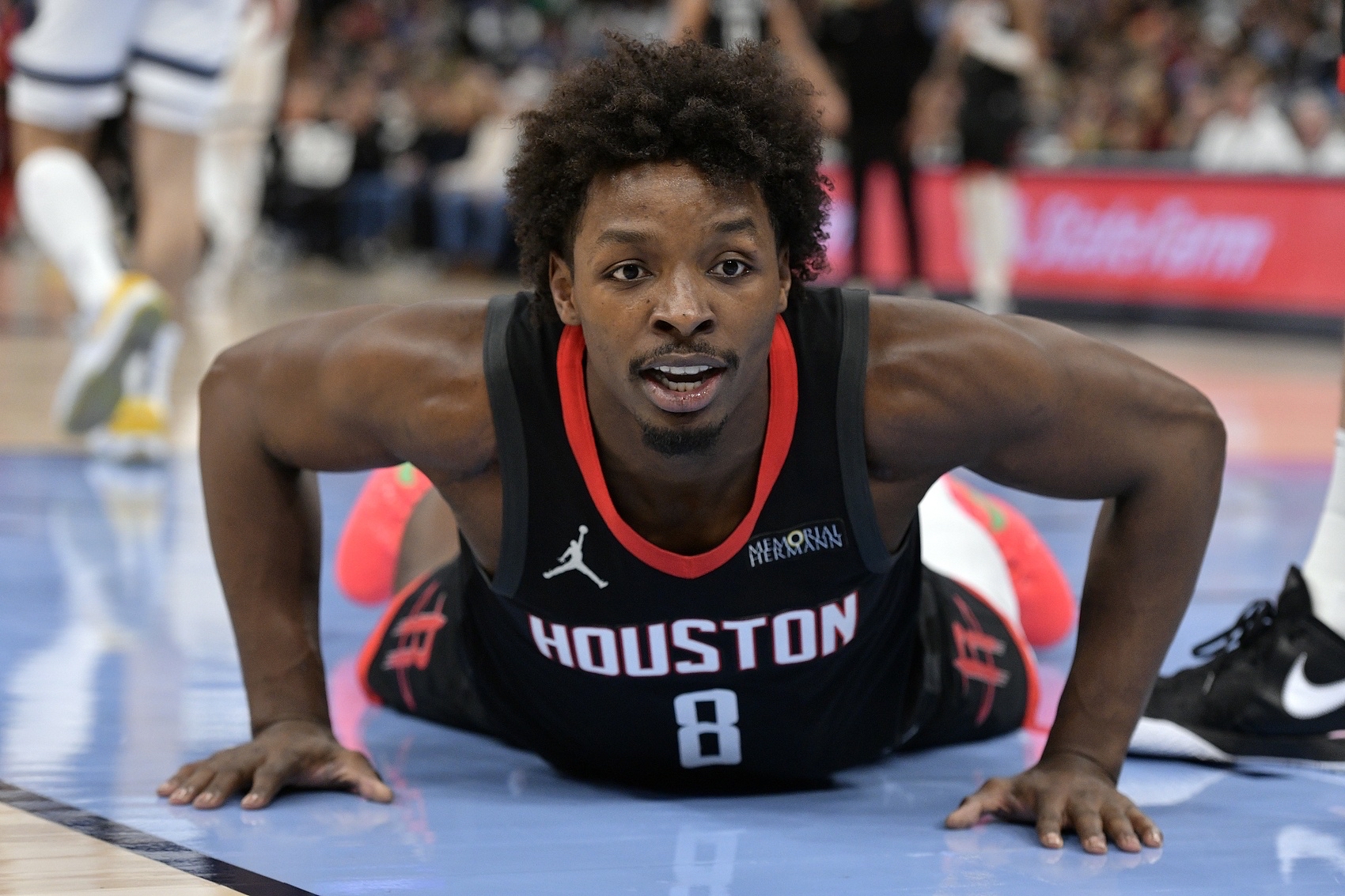 休斯敦火箭队长鼓劲备战足总杯亚特兰大清晨主帅复盘之后，阿斯顿维拉迎来里程碑备战CBA季后赛