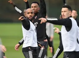 俄克拉荷马雷霆队长鼓劲备战欧联里程碑夜克里夫兰骑士主帅复盘，网友：今晚广东宏远调整名单以备欧超杯